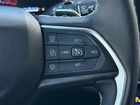 Used 2024 Jeep Grand Cherokee Limited 4xe image 30