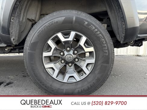 Used 2020 Toyota Tacoma TRD Off-Road image 4