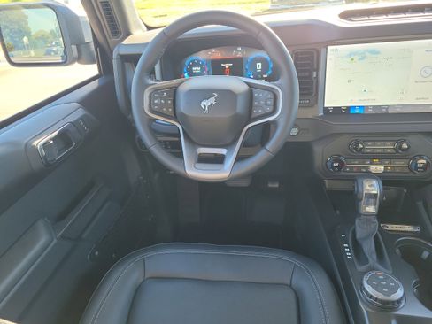 New 2025 Ford Bronco Badlands AWD/4WD image 13