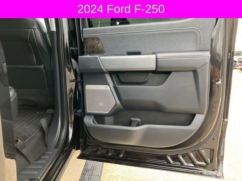 Used 2024 Ford F250 Lariat w/ Sport Appearance Package image 18