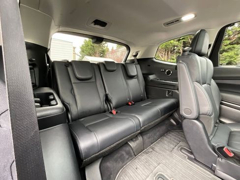 Used 2022 Subaru Ascent Touring w/ Popular Package #2A image 17