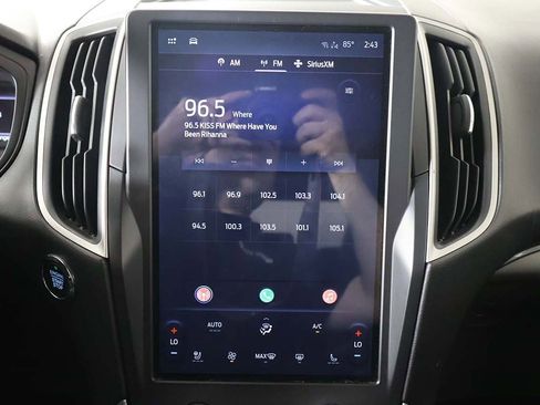 Used 2022 Ford Edge SEL w/ Convenience Package image 42