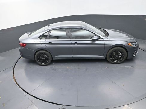 New 2026 Volkswagen Jetta SE image 19