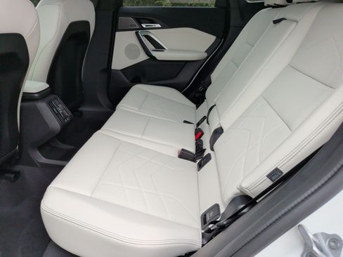 Used 2027 BMW X1 xDrive28i w/ Technology Package AWD/4WD image 39
