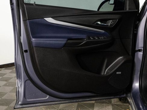 Used 2023 Chevrolet Bolt EUV Premier w/ Sun & Sound Package image 34