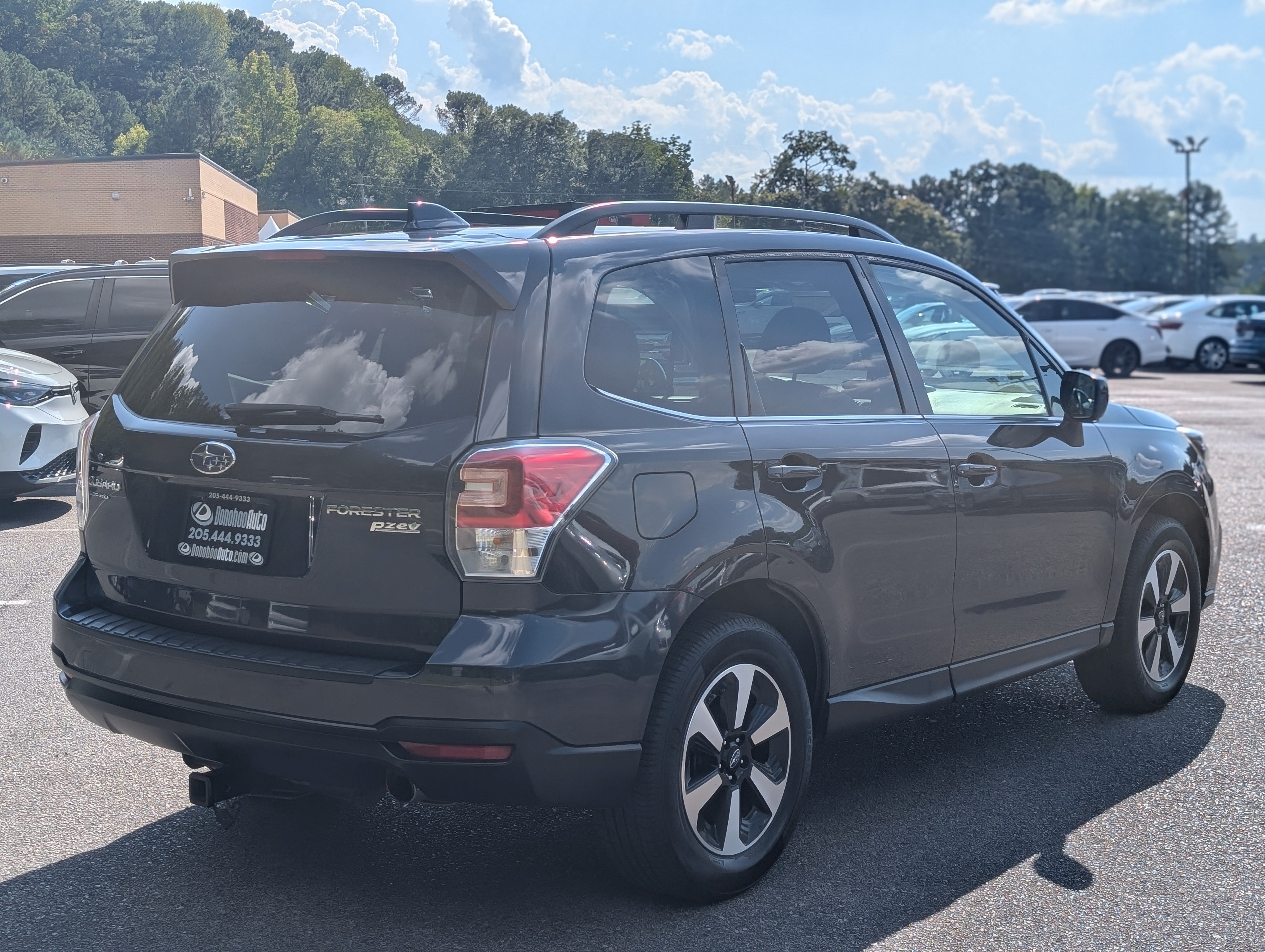 Used 2017 Subaru Forester 2.5i Limited w/ Popular Package #2 AWD/4WD image 7