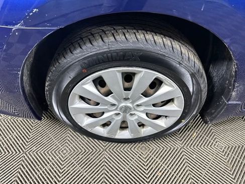 Used 2017 Nissan Sentra SV image 10