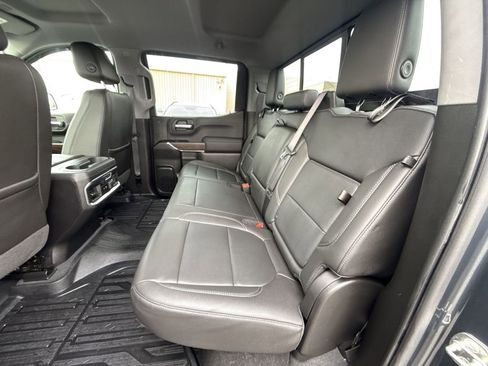 Used 2019 GMC Sierra 1500 SLT w/ SLT Convenience Package image 24