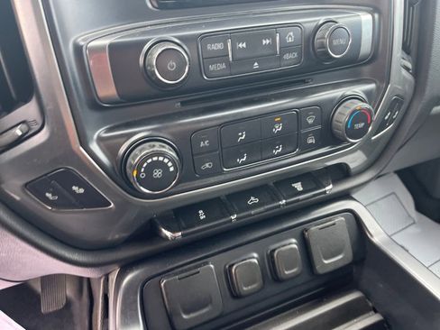 Used 2015 Chevrolet Silverado 3500 LT image 15