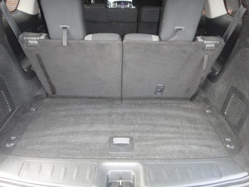 Used 2020 Nissan Pathfinder S image 11