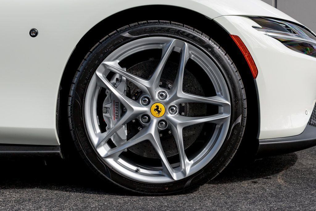 Used 2024 Ferrari Roma Spider RWD image 42