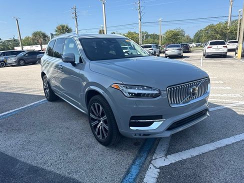 Used 2024 Volvo XC90 B6 Plus AWD/4WD image 8
