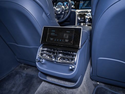 Certified 2024 Bentley Flying Spur V8 AWD/4WD image 26