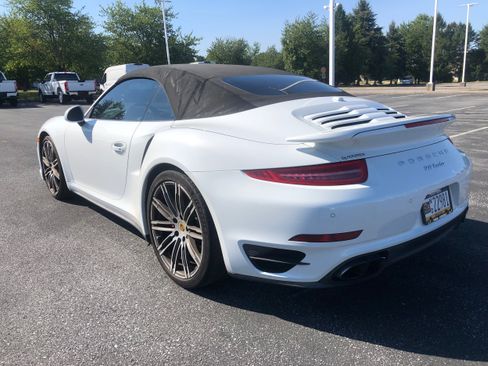 Used 2015 Porsche 911 Turbo w/ Sport Chrono Package AWD/4WD image 3