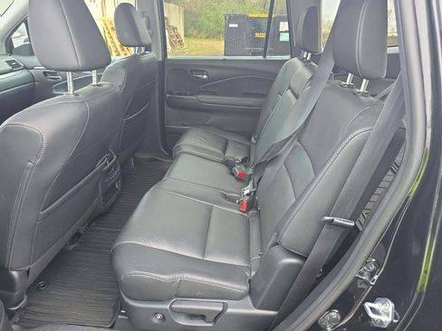 Used 2022 Honda Pilot Special Edition image 10