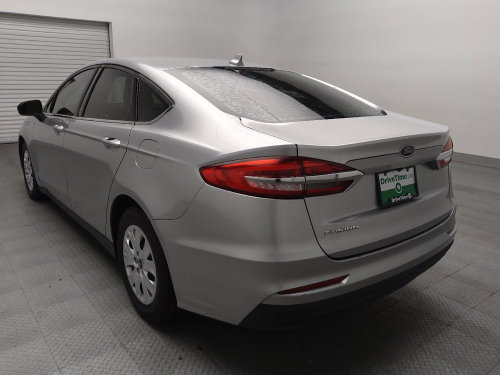 Used 2020 Ford Fusion S FWD image 5