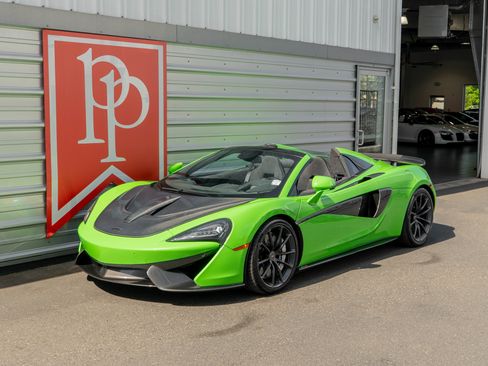 Used 2018 McLaren 570S Spider RWD image 26