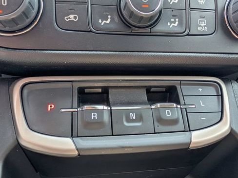 Used 2023 GMC Terrain Denali AWD/4WD image 36