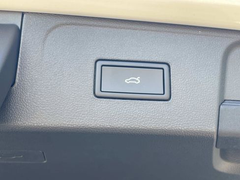 New 2026 Volkswagen Atlas SE AWD/4WD image 11