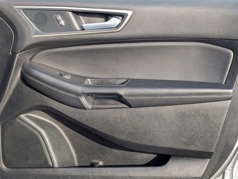 Used 2024 Ford Edge SEL image 38