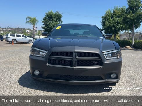 Used 2014 Dodge Charger R/T RWD image 2