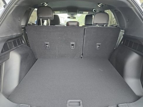 New 2025 Ford Escape ST-Line w/ Cold Weather Package image 10