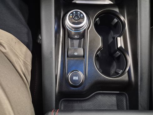 Used 2025 Ford Explorer ST-Line image 31