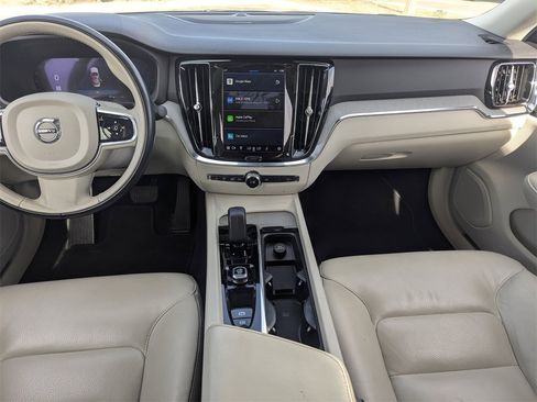 Used 2024 Volvo S60 B5 Plus image 19