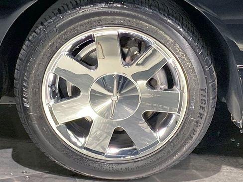 Used 2003 Ford Thunderbird image 10