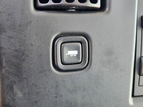 Used 2022 Chevrolet Express 3500 w/ Power Convenience Package RWD image 16