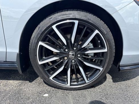 Certified 2023 Honda Accord Touring image 12