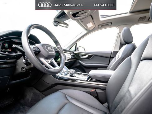 Used 2023 Audi Q7 3.0T Premium w/ Convenience Package AWD/4WD image 4