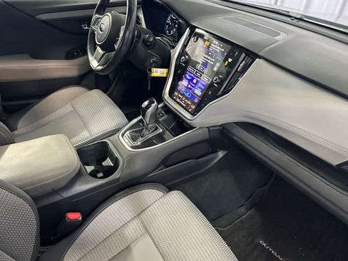 Used 2020 Subaru Outback Premium w/ Popular Package #1 AWD/4WD image 17