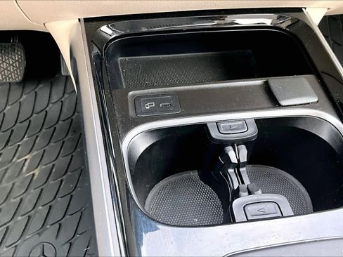 Certified 2023 Mercedes-Benz GLB 250 4MATIC image 35
