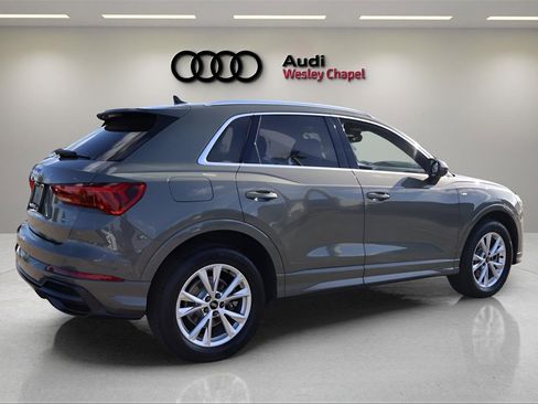 Used 2022 Audi Q3 2.0T Premium Plus image 5