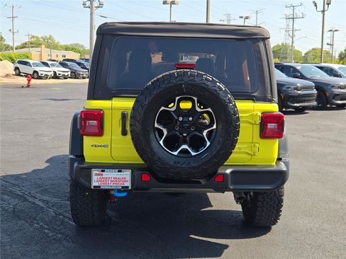 Used 2022 Jeep Wrangler Unlimited Rubicon 4xe w/ Safety Group image 15