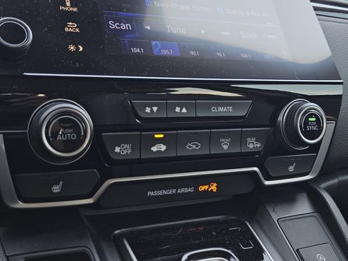 Used 2020 Honda CR-V Touring image 23