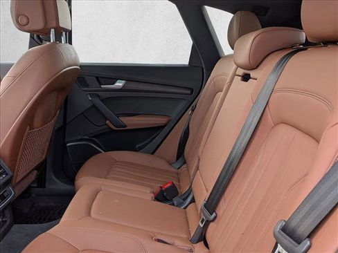 Certified 2022 Audi Q5 2.0T Premium Plus image 15