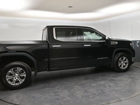 Used 2024 GMC Sierra 1500 SLT RWD image 8