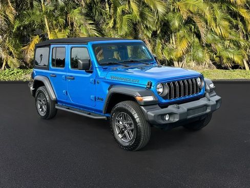 Used 2024 Jeep Wrangler Unlimited Sport AWD/4WD image 2