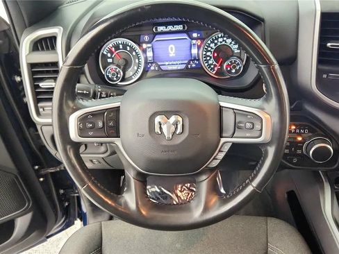 Used 2022 RAM 1500 Big Horn AWD/4WD image 34