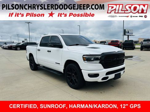 Used 2024 RAM 1500 Laramie AWD/4WD image 1