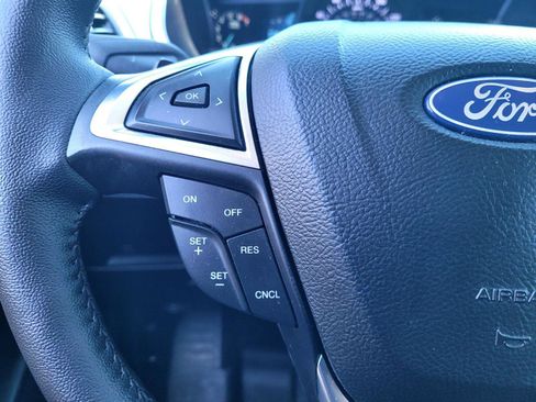 Used 2018 Ford Edge SEL w/ Equipment Group 201A AWD/4WD image 32