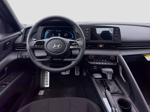 New 2026 Hyundai Elantra Sport FWD image 16