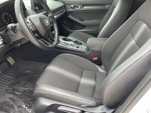 Used 2024 Honda Civic Sport image 9