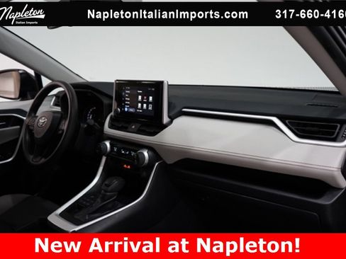 Used 2024 Toyota RAV4 XLE image 16