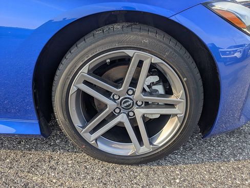 Used 2025 Nissan Z Sport w/ Floor Mat Package RWD image 12