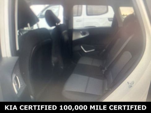 Certified 2025 Kia Soul LX image 6