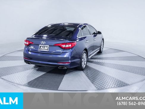 Used 2017 Hyundai Sonata Limited w/ Ultimate Package 04 FWD image 9