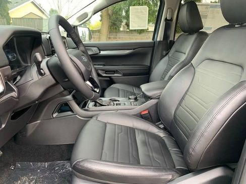 New 2025 Ford Ranger Lariat w/ FX4 Off-Road Package image 11